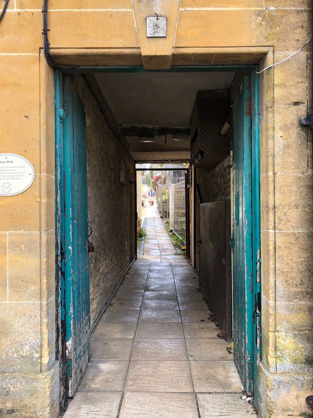 Alley way in Chipping Norton