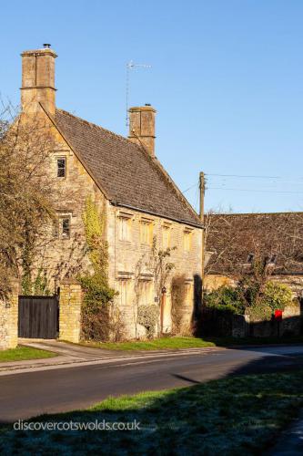 Large house in Broadwell, Cotswolds